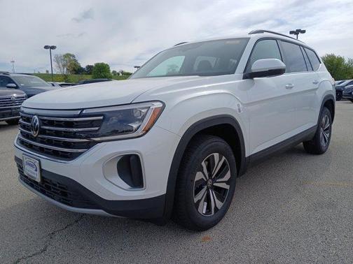 Opal White Pearl 2026 Volkswagen Atlas 2.0T SE