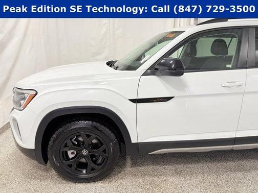 2025 Volkswagen Atlas 2.0T Peak Edition