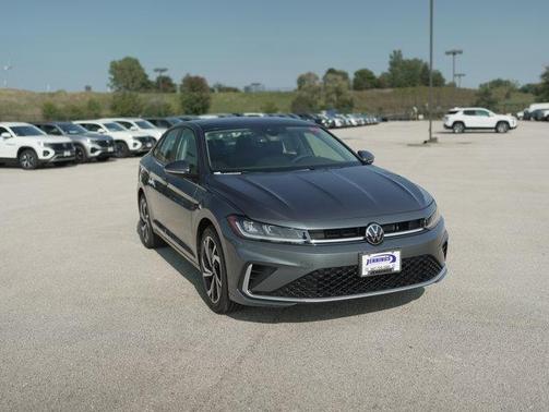 2025 Volkswagen Jetta 1.5T SEL