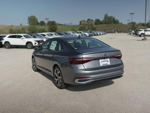 2025 Volkswagen Jetta 1.5T SEL