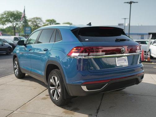 2025 Volkswagen Atlas Cross Sport 2.0T SE