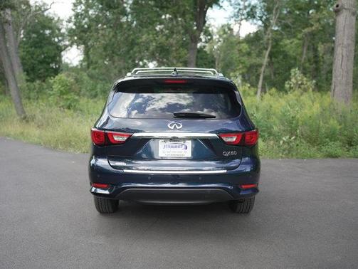 2017 INFINITI QX60 Base