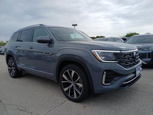Pure Gray 2026 Volkswagen Atlas 2.0T SEL Premium R-Line