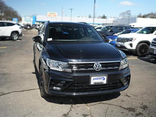 2021 Volkswagen Tiguan 2.0T SE R-Line Black