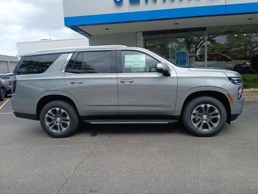 Sterling Gray Metallic 2026 Chevrolet Tahoe LT
