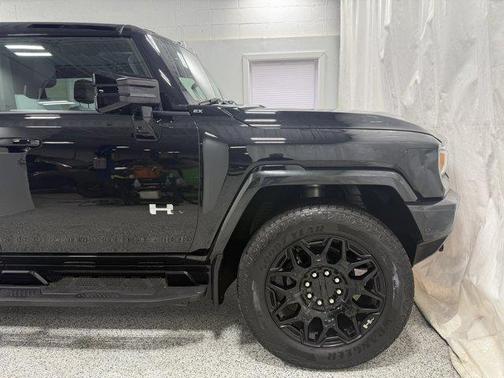 2025 GMC HUMMER EV SUV 2X