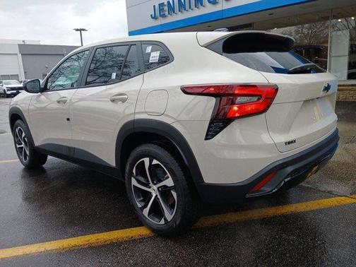 White Sand 2026 Chevrolet Trax 1RS