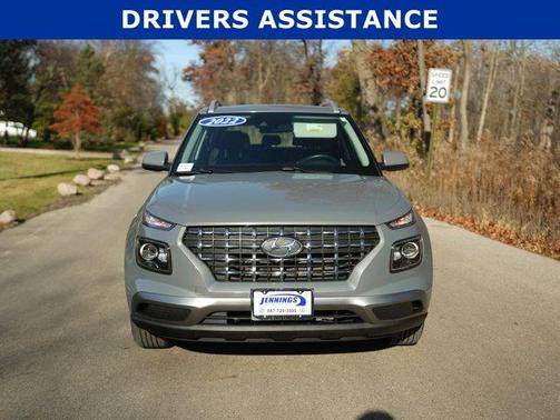 2022 Hyundai VENUE SEL