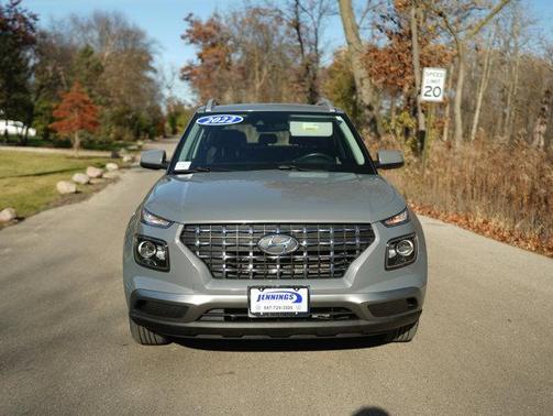 2022 Hyundai VENUE SEL