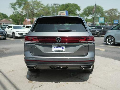 2025 Volkswagen Atlas 2.0T SE