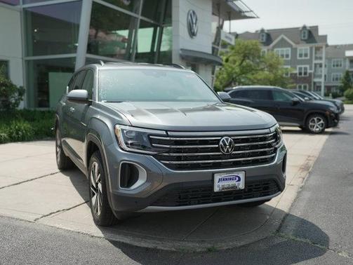 2025 Volkswagen Atlas 2.0T SE