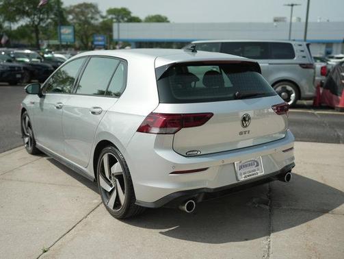 2022 Volkswagen Golf GTI 2.0T SE