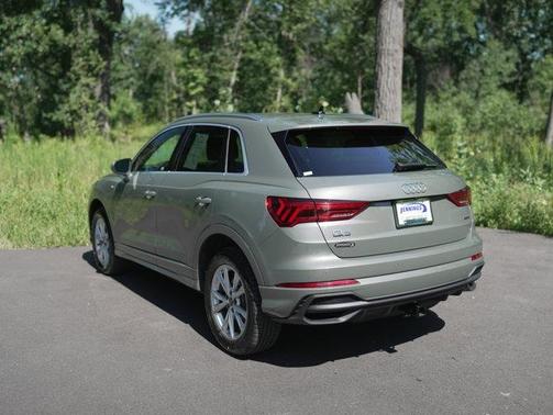 2023 Audi Q3 45 S line Premium Plus