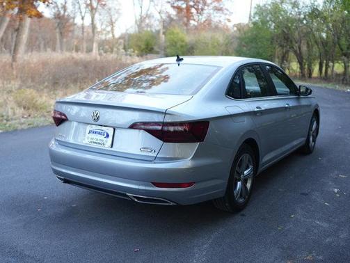 2020 Volkswagen Jetta 1.4T R-Line
