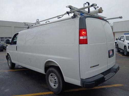 2025 Chevrolet Express 2500 Work Van