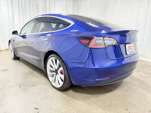 2019 Tesla Model 3 Performance