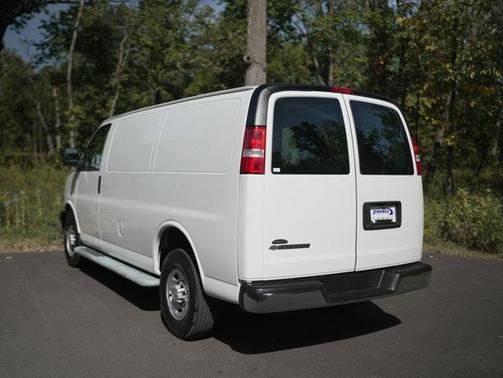 2022 Chevrolet Express 2500 Work Van