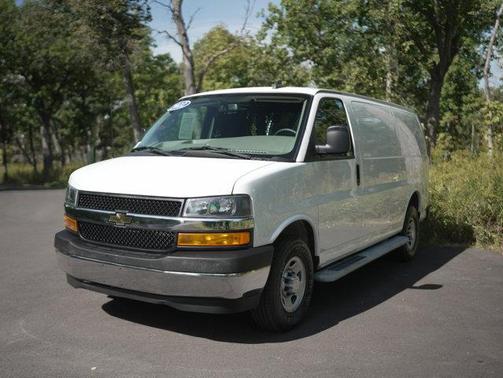 2022 Chevrolet Express 2500 Work Van