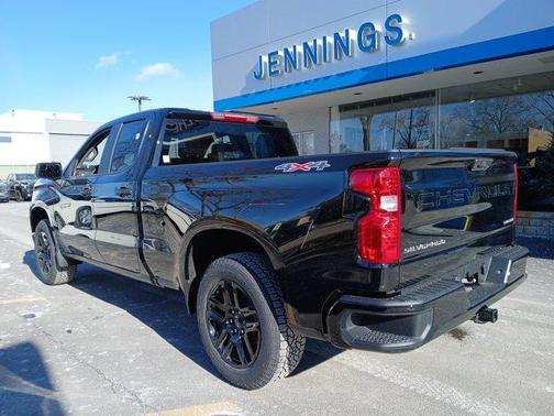 2025 Chevrolet Silverado 1500 Custom