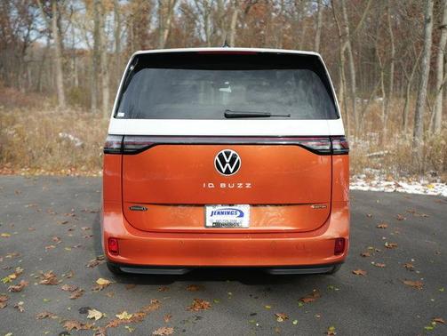 2025 Volkswagen ID. Buzz Pro S Plus