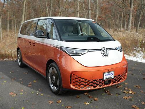 2025 Volkswagen ID. Buzz Pro S Plus