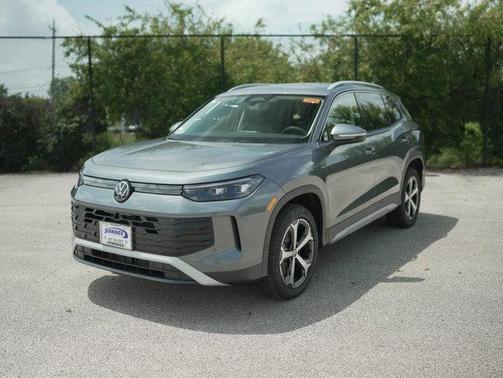 2025 Volkswagen Tiguan 2.0T SE