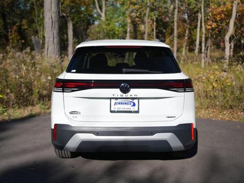 2026 Volkswagen Tiguan 2.0T SE