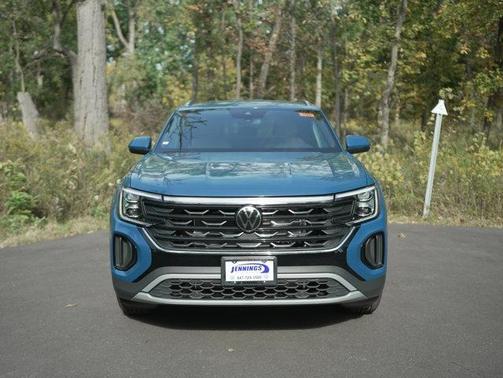 2026 Volkswagen Atlas Cross Sport 2.0T SE