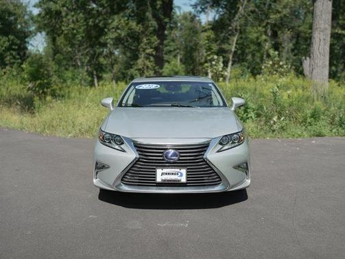 2018 Lexus ES 300h Base