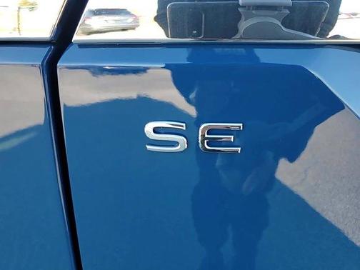 2025 Volkswagen Atlas 2.0T SE