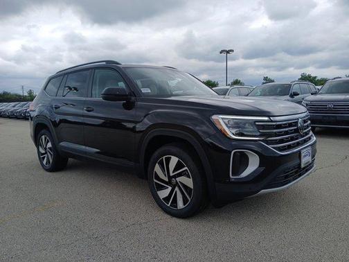 Deep Black Pearl 2026 Volkswagen Atlas 2.0T SE W/TECHNOLOGY