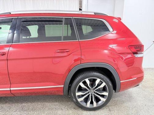 2023 Volkswagen Atlas 3.6L SEL Premium R-Line