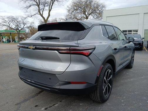 2026 Chevrolet Equinox EV LT 2