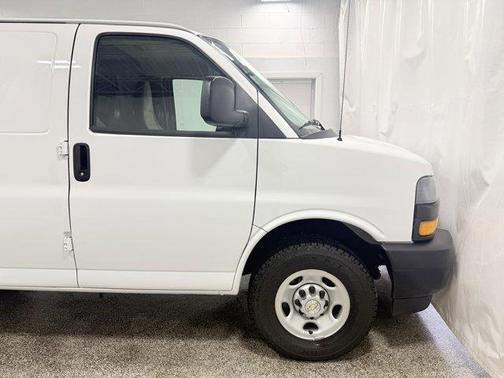 2024 Chevrolet Express 2500 Work Van