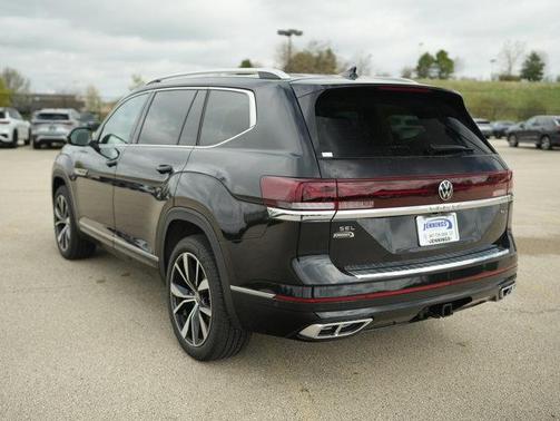 Deep Black Pearl Effect 2026 Volkswagen Atlas 2.0T SEL Premium R-Line