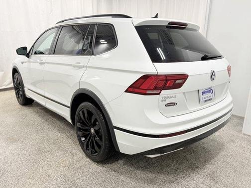 2021 Volkswagen Tiguan 2.0T SE R-Line Black