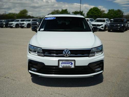 Pure White 2021 Volkswagen Tiguan 2.0T SE R-Line Black