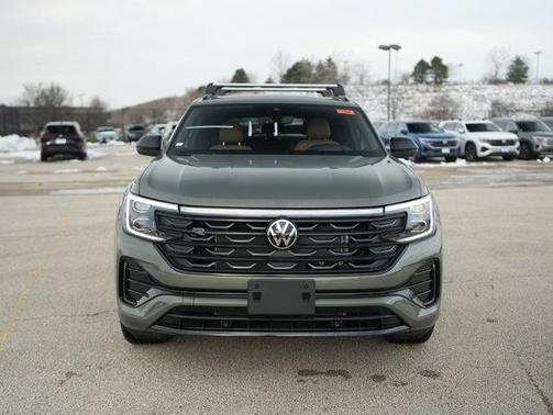 2026 Volkswagen Atlas Cross Sport 2.0T SEL R-Line Black