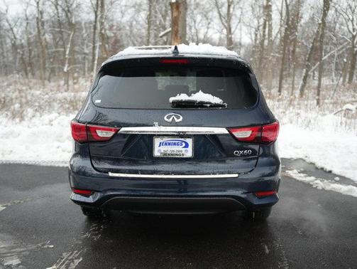 2017 INFINITI QX60 Base