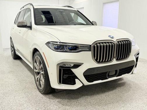2020 BMW X7 M50i