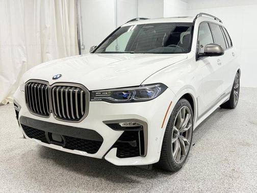 2020 BMW X7 M50i