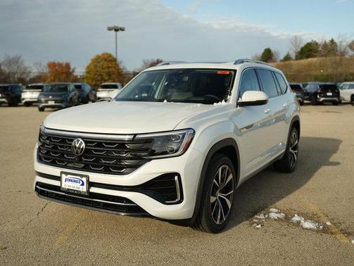 2026 Volkswagen Atlas 2.0T SEL Premium R-Line