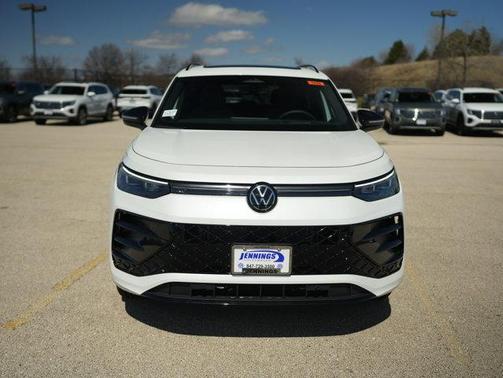 Opal White Pearl 2026 Volkswagen Tiguan 2.0T SE R-Line Black