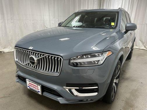 2022 Volvo XC90 T6 Inscription 6 Passenger