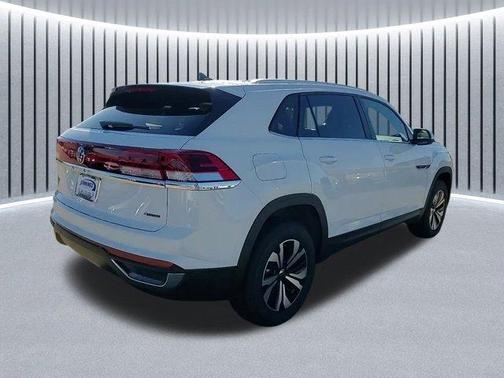2025 Volkswagen Atlas Cross Sport 2.0T SE