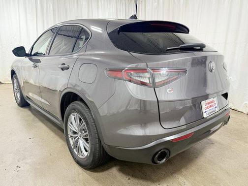 2024 Alfa Romeo Stelvio Base