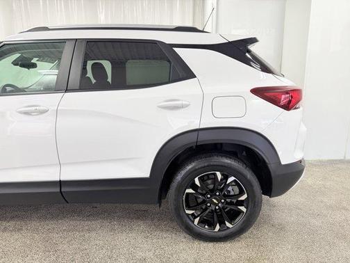 Summit White 2022 Chevrolet Trailblazer LT