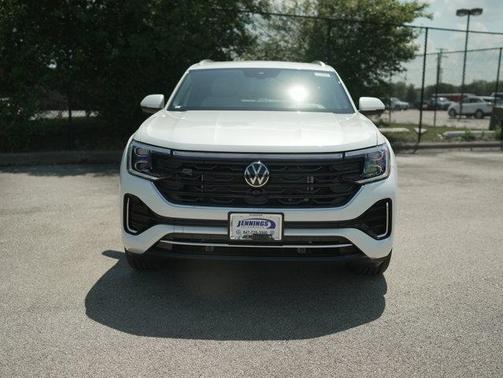 2025 Volkswagen Atlas Cross Sport 2.0T SEL Premium R-Line