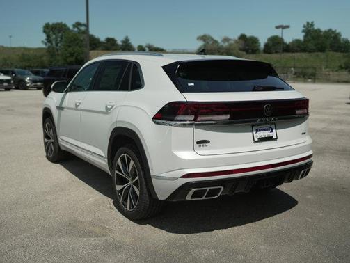 2025 Volkswagen Atlas Cross Sport 2.0T SEL Premium R-Line