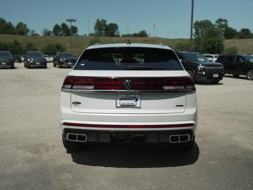 2025 Volkswagen Atlas Cross Sport 2.0T SEL Premium R-Line